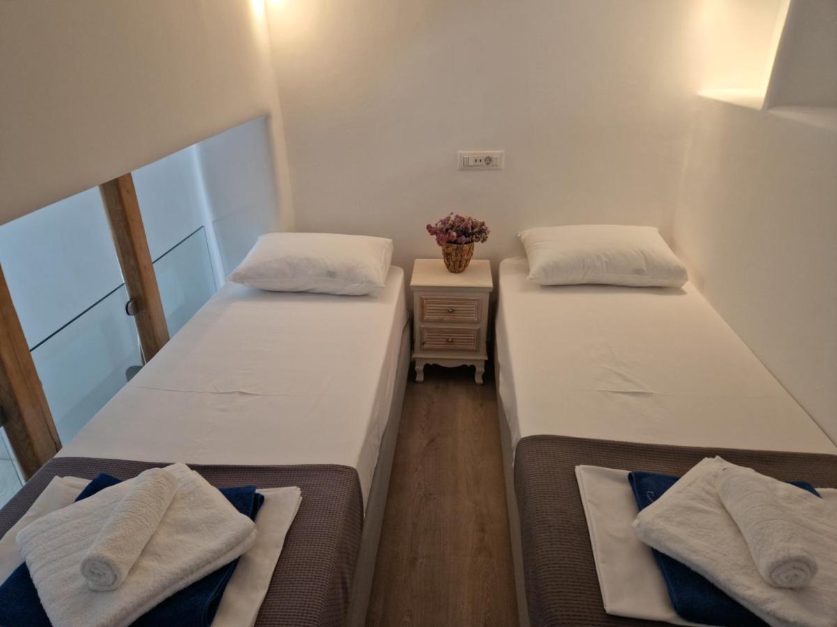 Empyreal Blue Apartments Mykonos Town Exterior photo